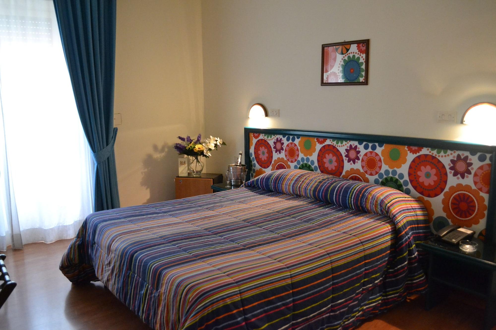 Cesare Augusto Hotel Naples Luaran gambar