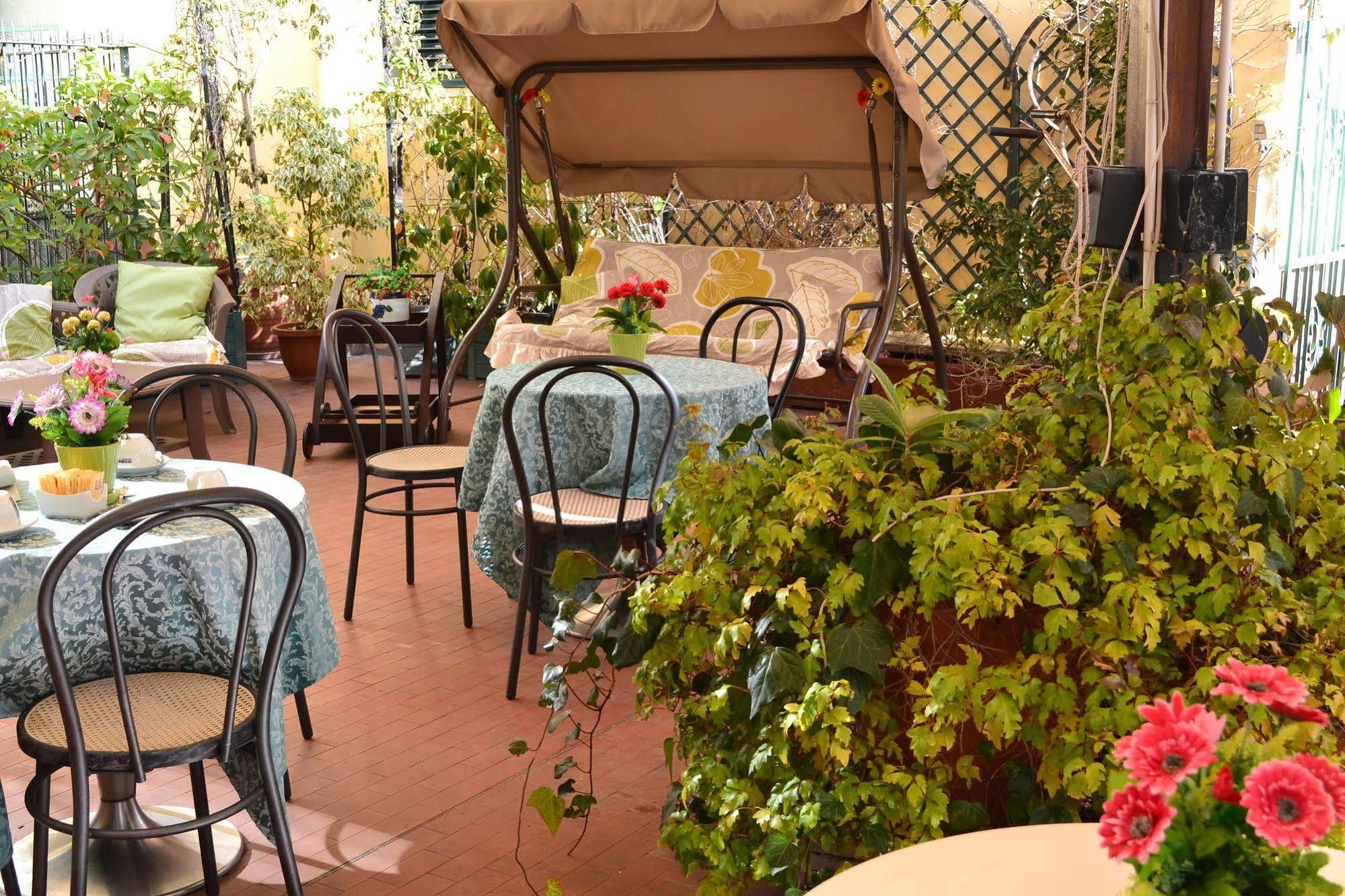 Cesare Augusto Hotel Naples Luaran gambar