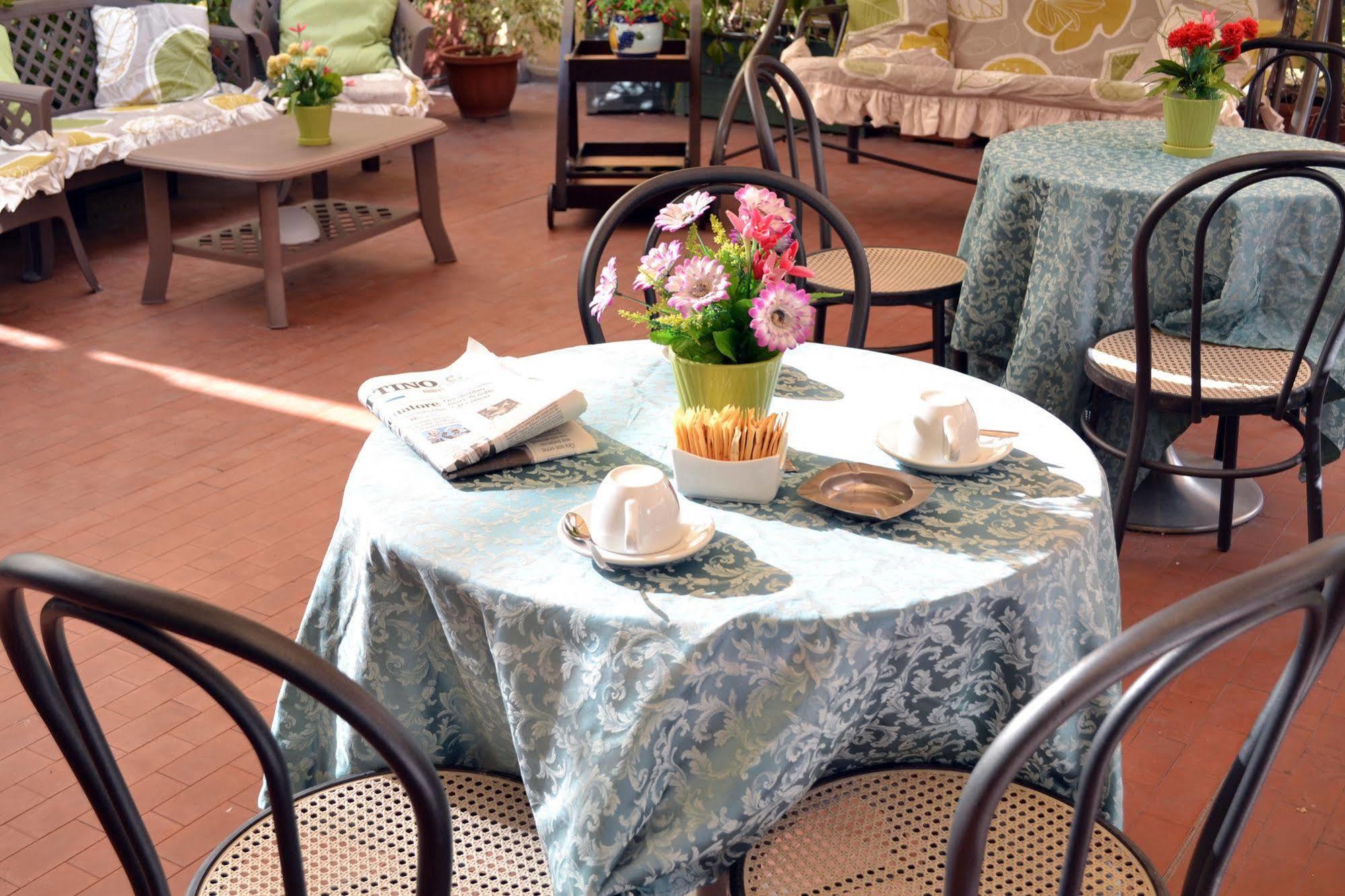 Cesare Augusto Hotel Naples Luaran gambar